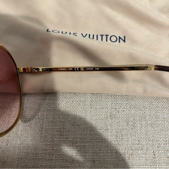 Louis Vuitton Star Pilot Sunglasses - Picture 7 of 12